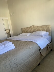 Family Cave Suite Hotel