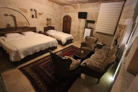 Family Cave Suite Hotel