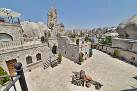 Grand Cave Suites