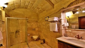 Harman Cave Hotel