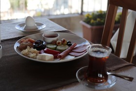 Harman Cave Hotel