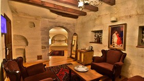 Harman Cave Hotel