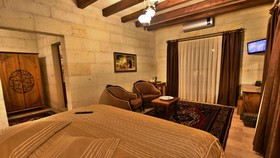 Harman Cave Hotel
