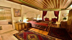 Harman Cave Hotel