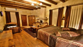 Harman Cave Hotel