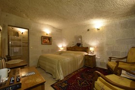 Harman Cave Hotel