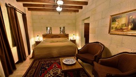 Harman Cave Hotel