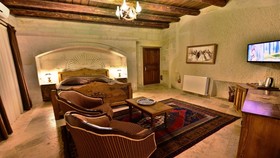 Harman Cave Hotel