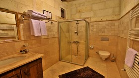 Harman Cave Hotel