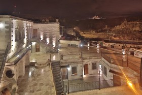 Harman Cave Hotel