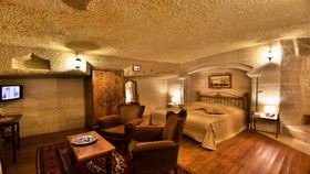 Harman Cave Hotel