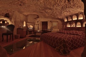 Harman Cave Hotel