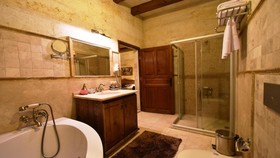 Harman Cave Hotel