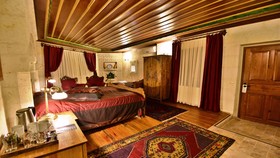 Harman Cave Hotel