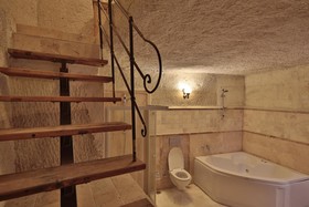 Harman Cave Hotel