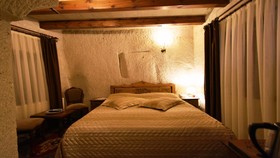Harman Cave Hotel