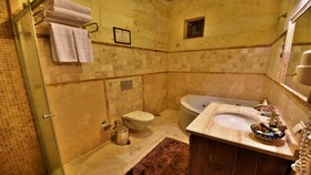 Harman Cave Hotel