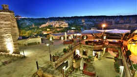 Harman Cave Hotel