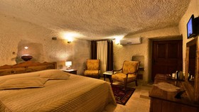 Harman Cave Hotel
