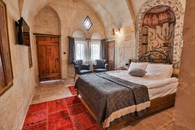 Henna Hotel