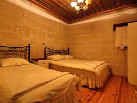 Henna Hotel