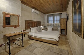 Henna Hotel