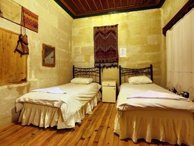 Henna Hotel