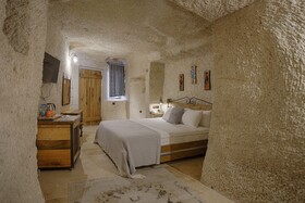 Henna Hotel