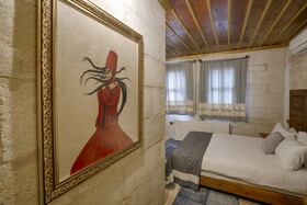 Henna Hotel