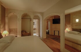 Heybe Hotel