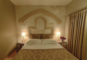Heybe Hotel