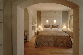 Heybe Hotel