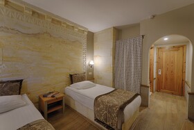 Heybe Hotel