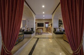 Heybe Hotel
