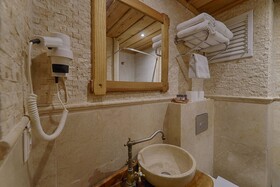 Heybe Hotel