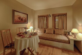 Heybe Hotel