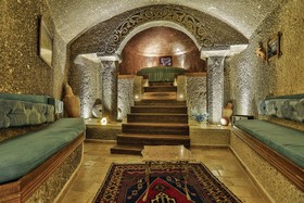 Hidden Cave Hotel