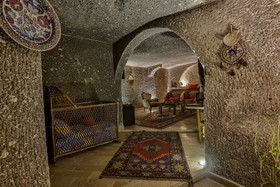 Hidden Cave Hotel