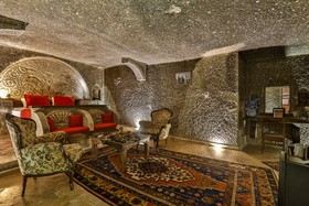 Hidden Cave Hotel