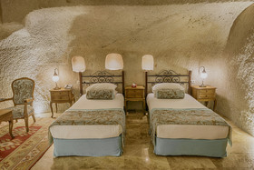 Imperial Cave Suites & Spa