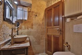 Imperial Cave Suites & Spa