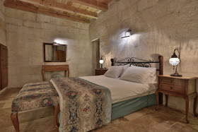 Imperial Cave Suites & Spa