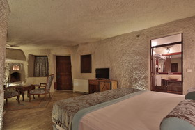 Imperial Cave Suites & Spa