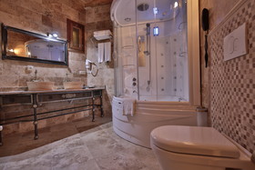 Imperial Cave Suites & Spa