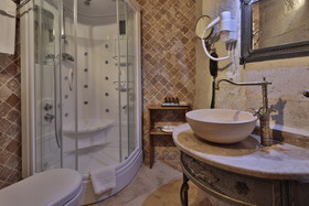 Imperial Cave Suites & Spa