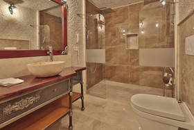 Imperial Cave Suites & Spa