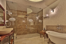 Imperial Cave Suites & Spa