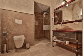 Imperial Cave Suites & Spa