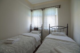 Kamelya Cave Hostel