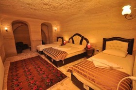 Kayatas Cave Suites Hotel